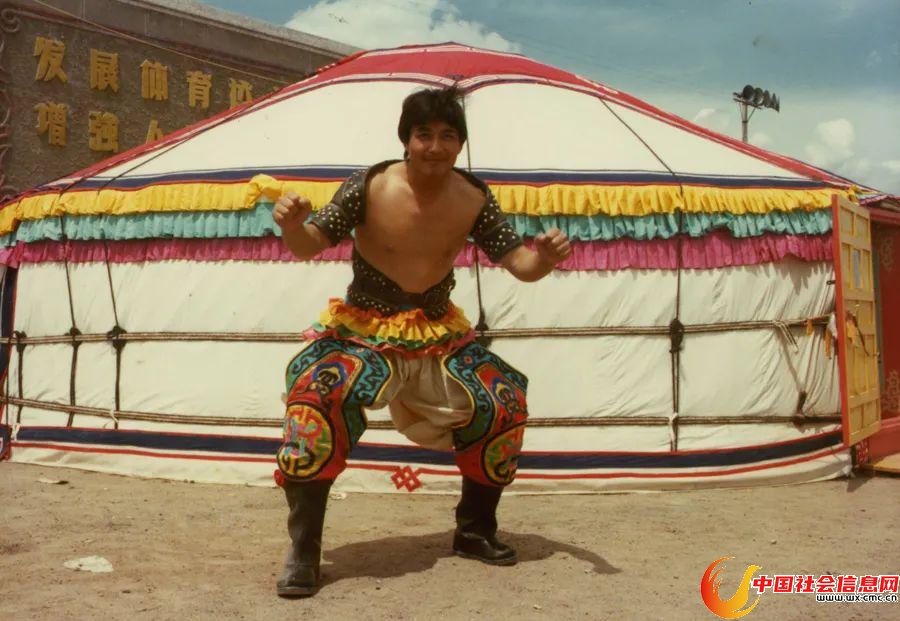 严德海生前旧照(杨浦公安 供图)