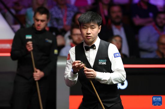 5月2日,赵心童在比赛中。新华社发(翟政摄)